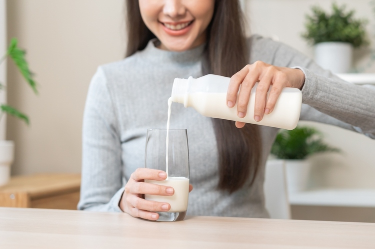 Penuhi Nutrisi Ibu Hamil dengan Susu Tinggi Kalsium: Pilih Jersey & Full Cream