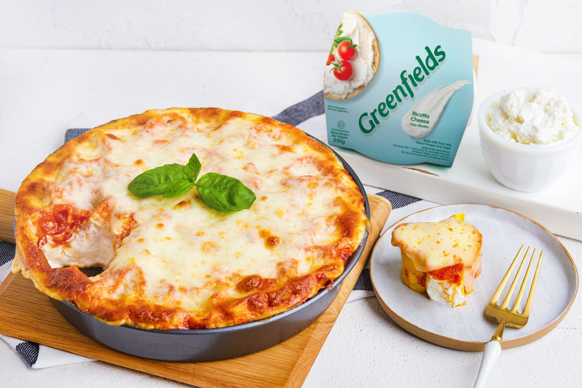 Stuffed Pasta with Ricotta Cheese & Mozzarella